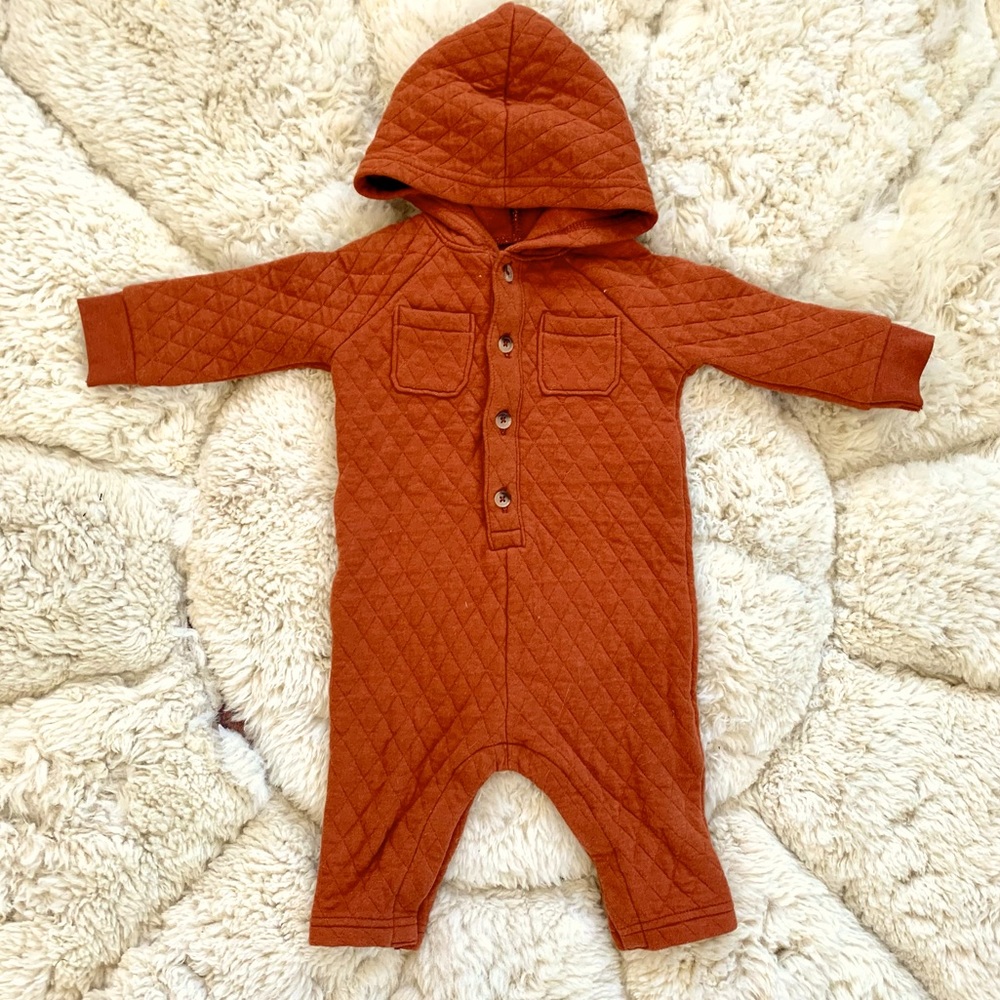 Old Navy bunting/play suit